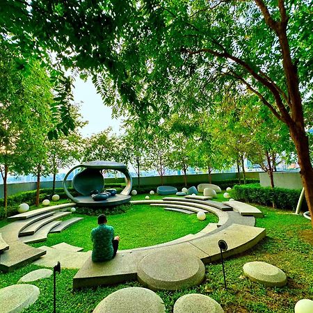 Scarletz Suites Klcc By Aura 쿠알라룸푸르 외부 사진